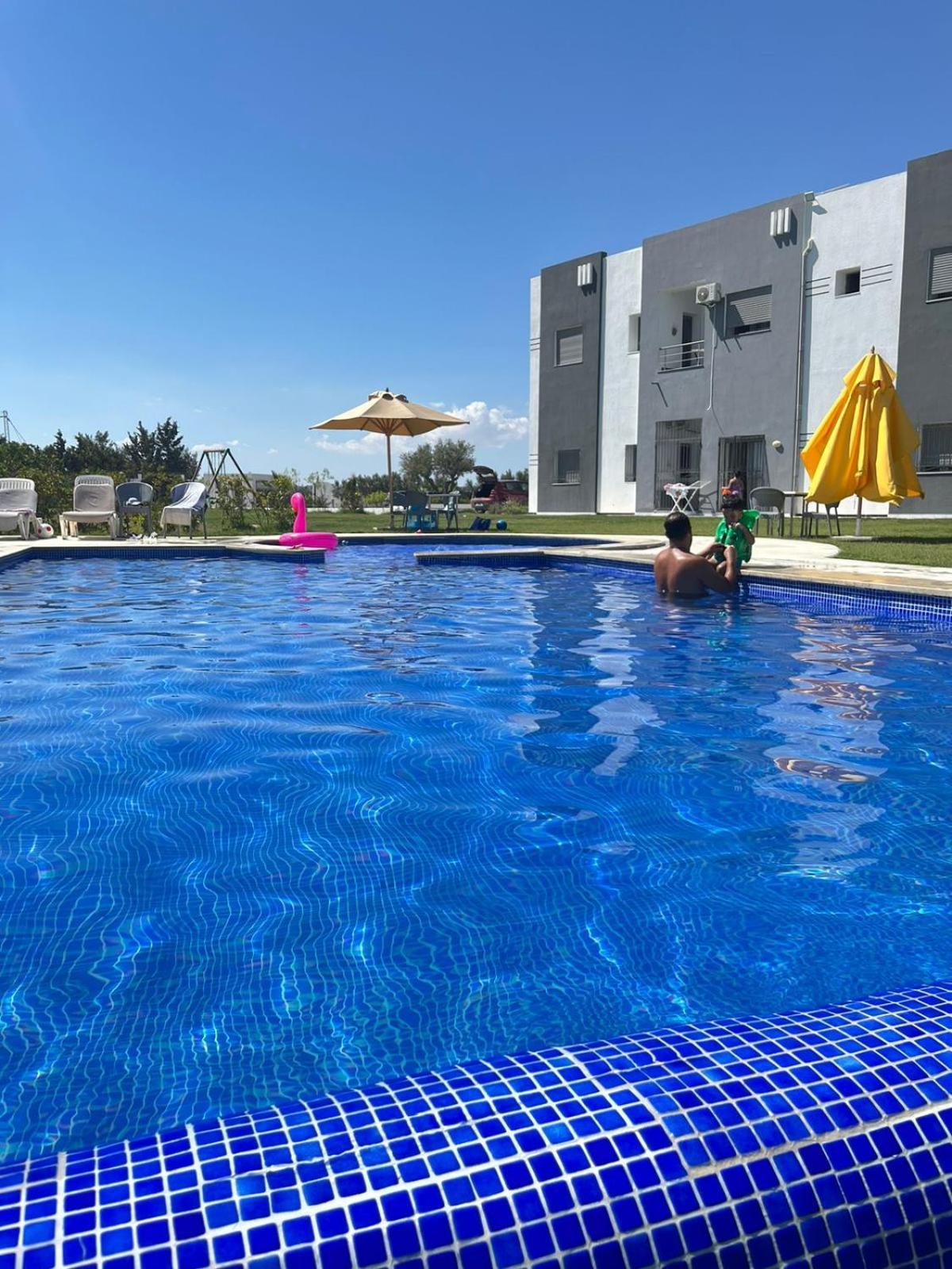 Olivia, Yasmine Hammamet, Bouficha